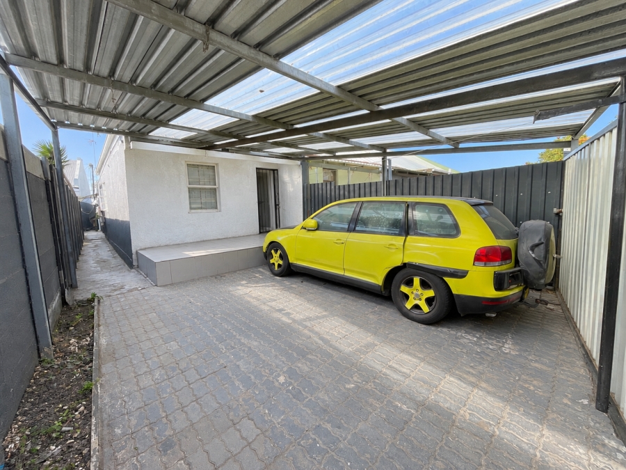 4 Bedroom Property for Sale in Brooklyn Western Cape